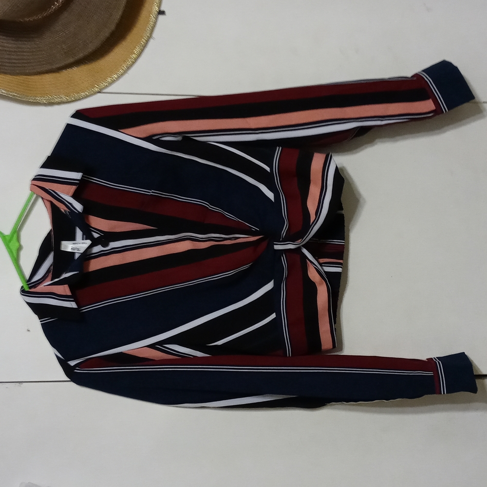 Long sleeved button up crop top